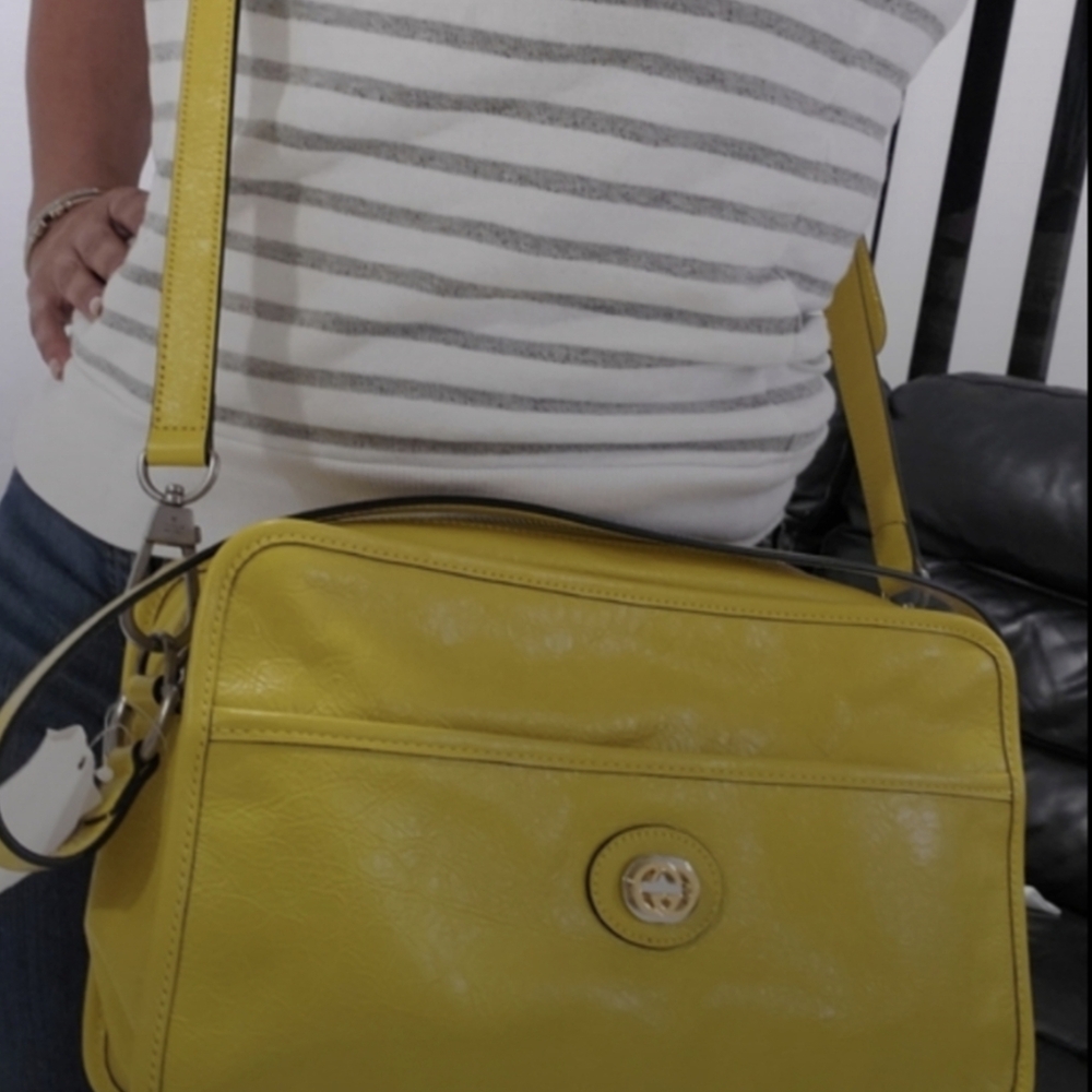 Gucci yellow handbag and crossbody messenger style bag